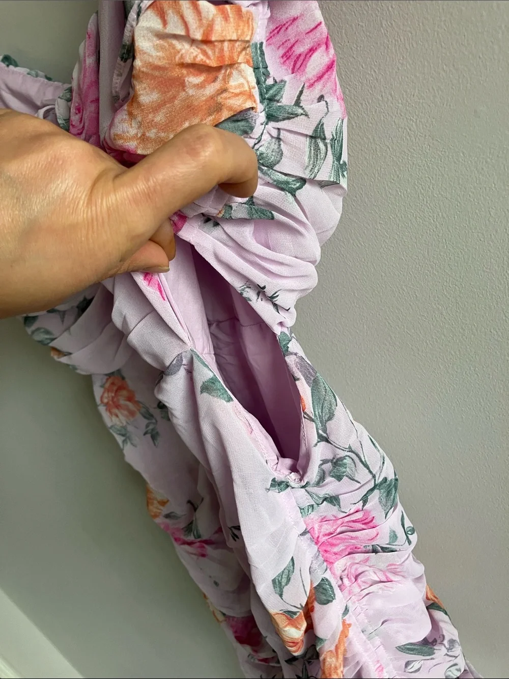 ASTR The Label Devereaux Dress in Pink multi floral size Medium - Picture 7 of 9